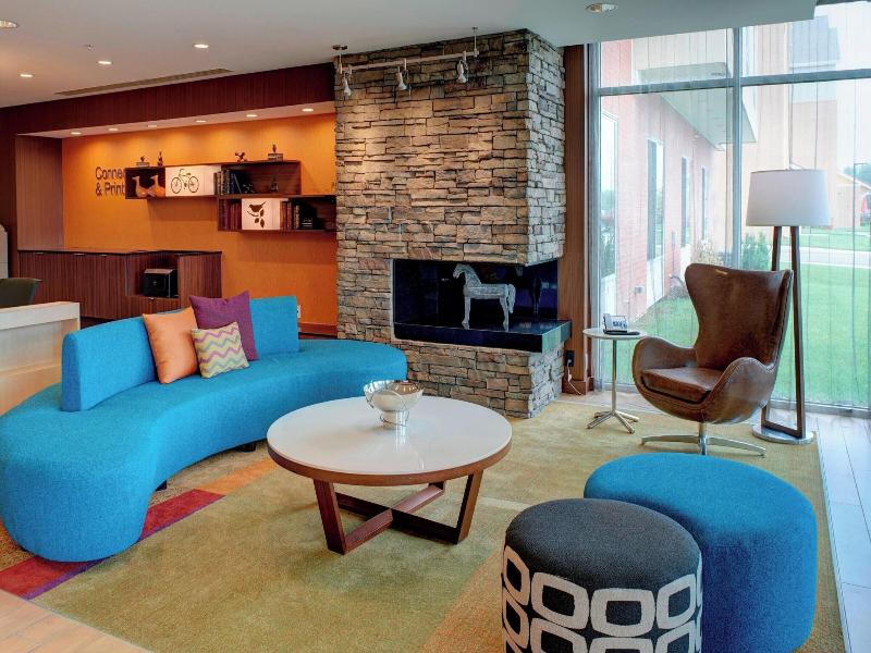 Fairfield Inn & Suites Detroit Troy image