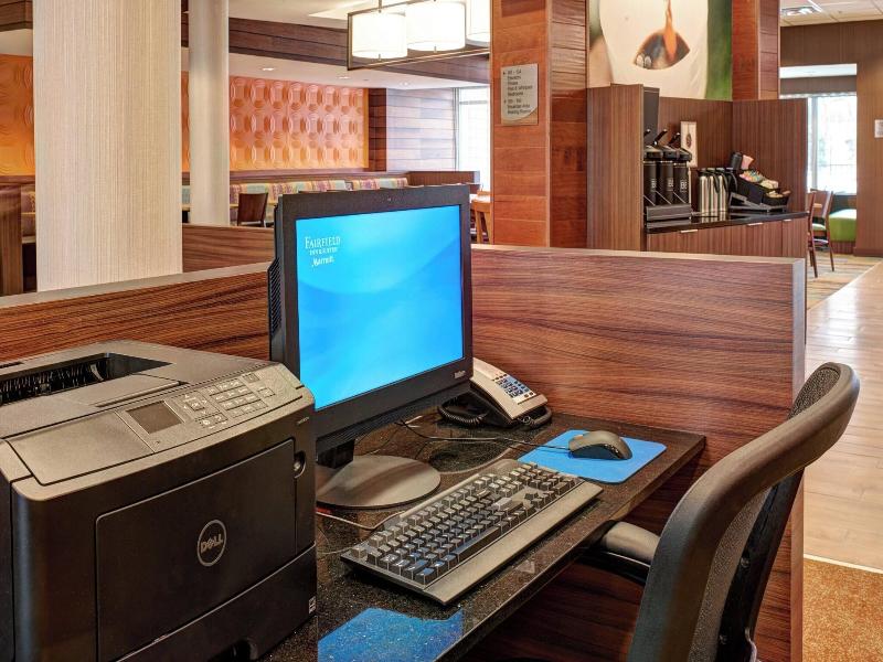 Fairfield Inn & Suites Detroit Troy image