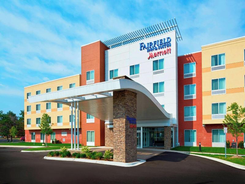 Fairfield Inn & Suites Detroit Troy image