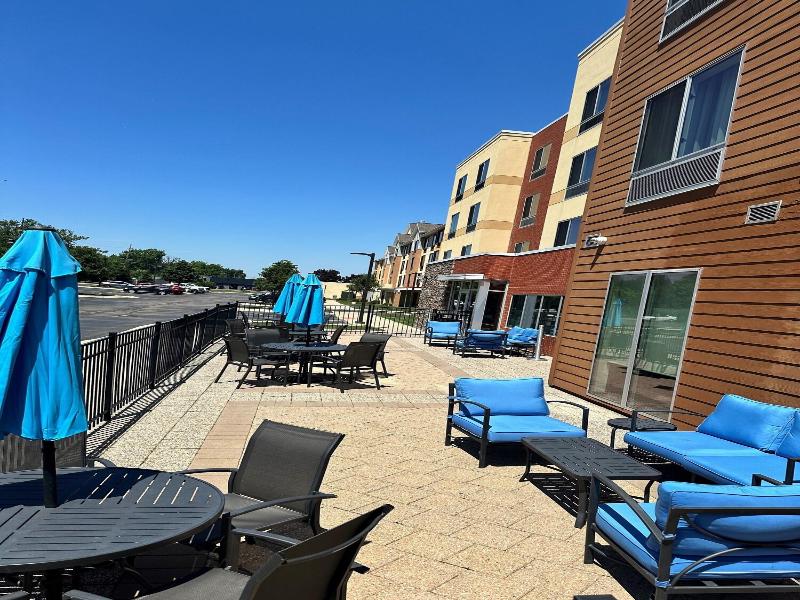 Fairfield Inn & Suites Detroit Troy image