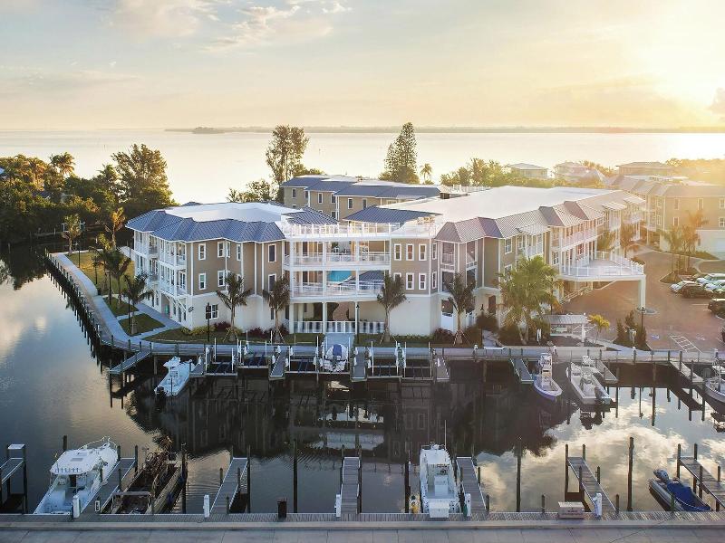Waterline Marina Resort&Beach,Autograph Collection image
