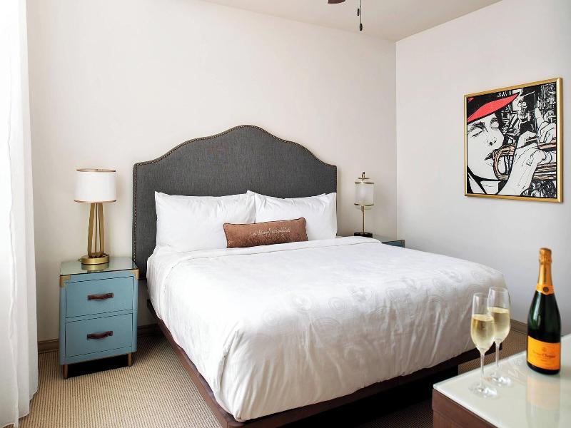 Fenway Hotel, Autograph Collection image