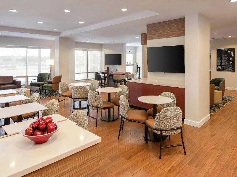 TownePlace Suites Lakeland image