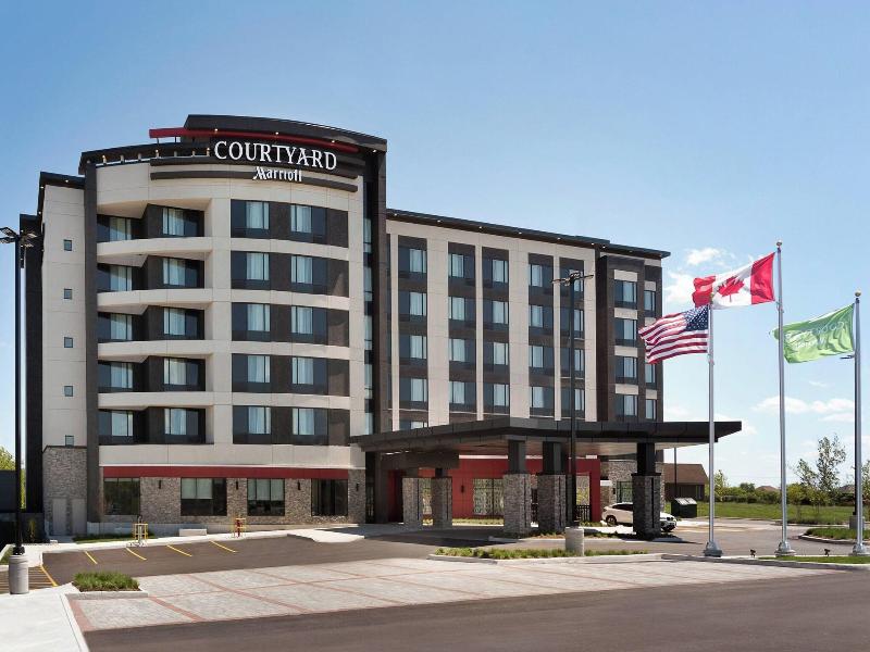 Courtyard Toronto Mississauga/West image
