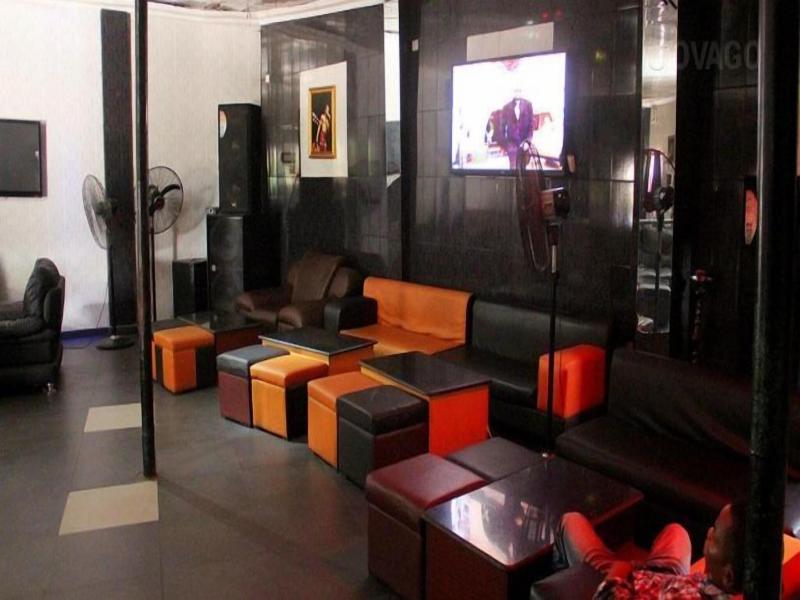 Inglesias Hotel image