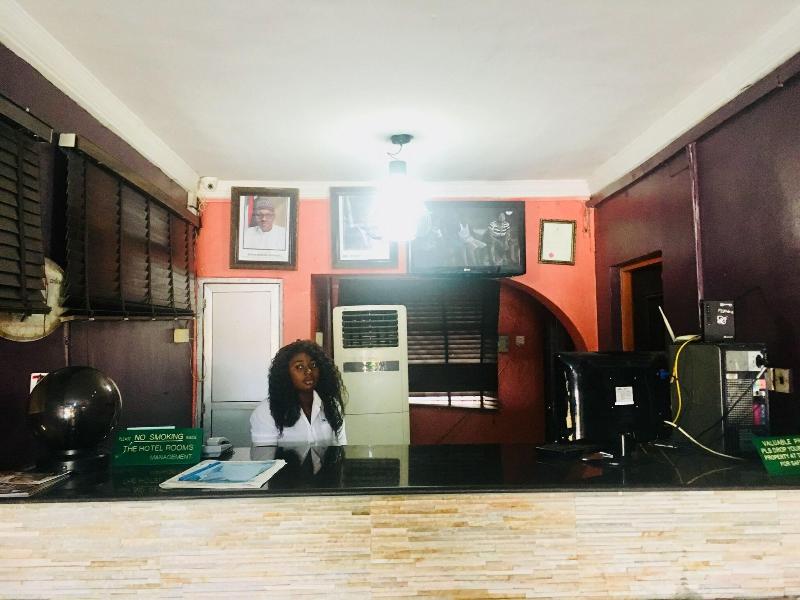 Divine Fountain Hotel Ajao Estate image