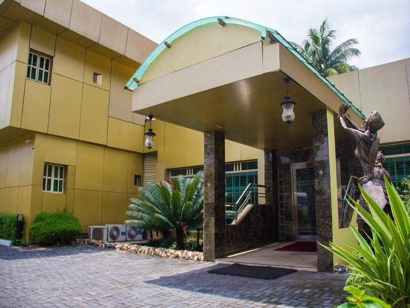 GeorgeTown Hotels, Apartments & Suites image