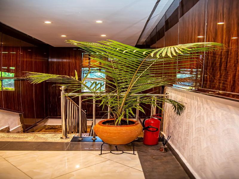 Caledonian Suites image