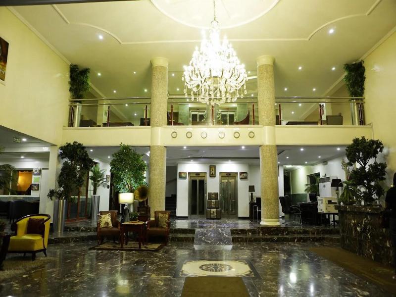 De Rembrandt Hotel & Suites image