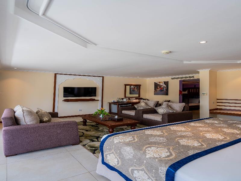 PrideInn Paradise Beach Hotel & Spa Mombasa image