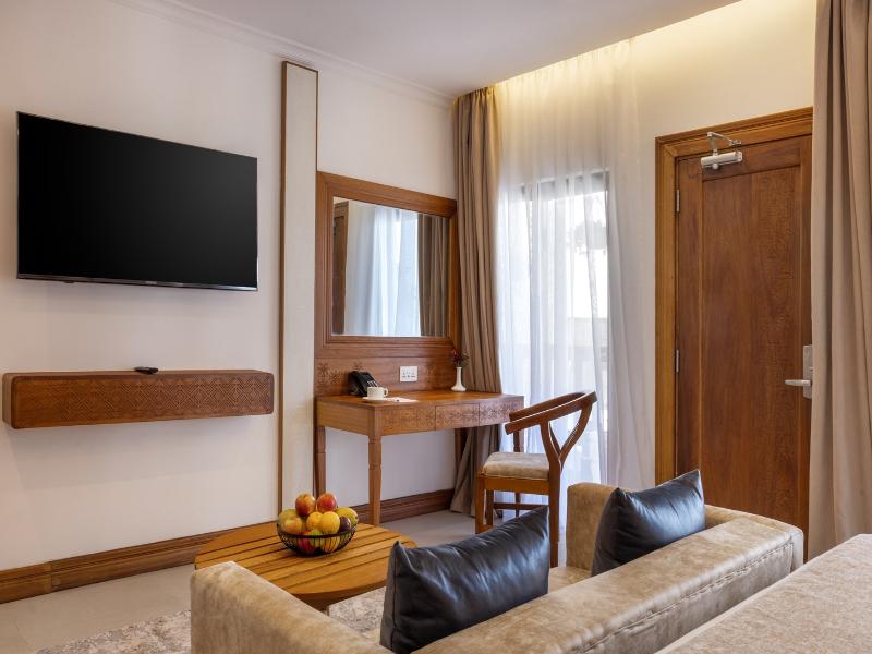 PrideInn Paradise Beach Hotel & Spa Mombasa image