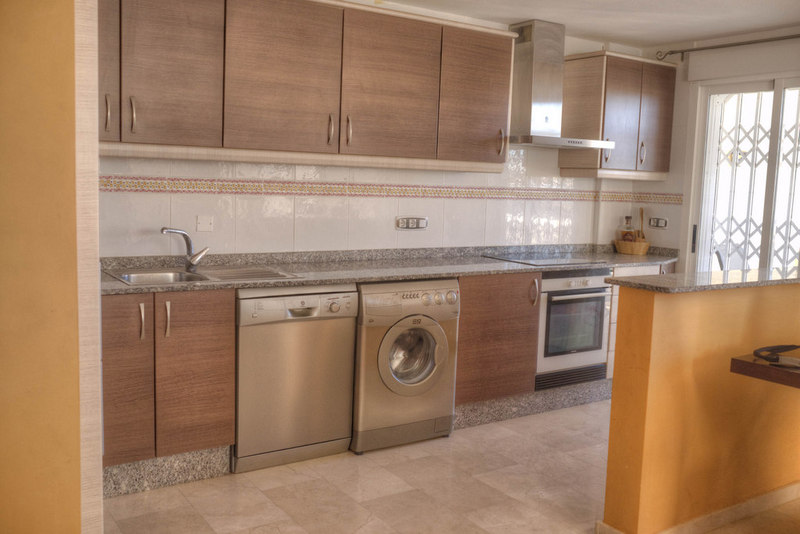 Bungalow in Oliva Nova, Valencia 101703