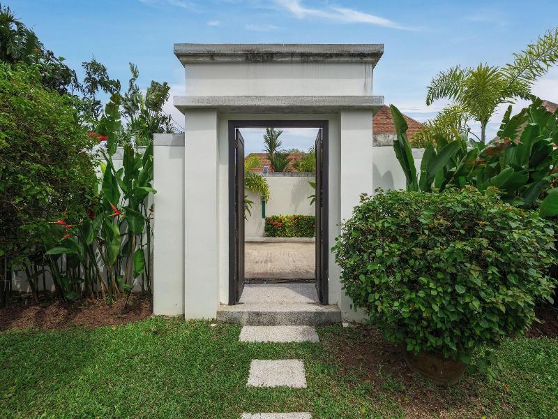 Villa Iorangi image