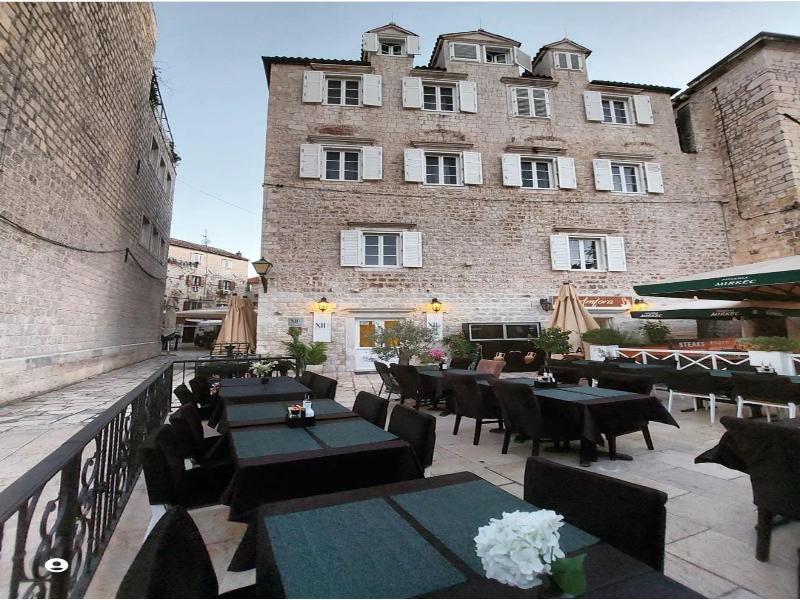 XII Century Heritage Hotel Trogir image