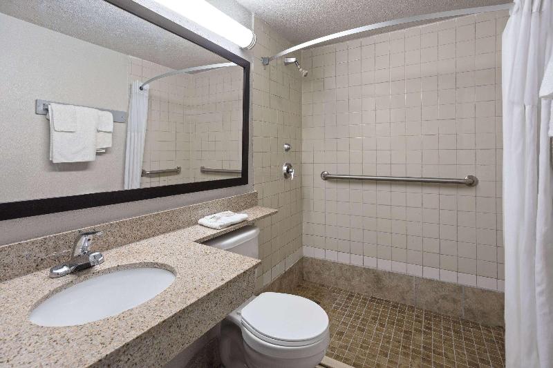 Days Inn By Wyndham Ann Arbor image