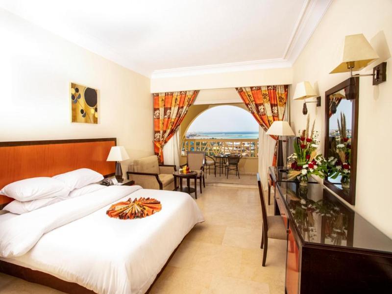 AMC Royal Hotel & Spa image