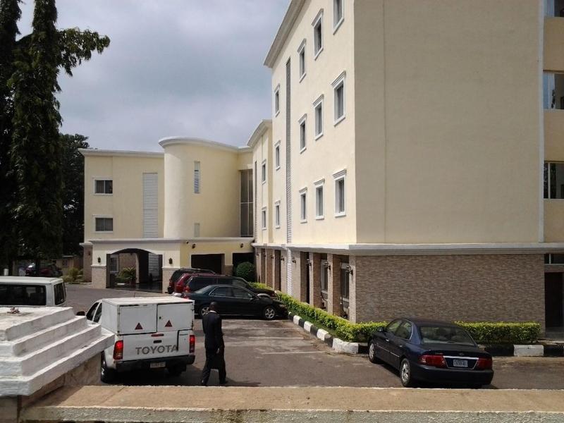 Savannah Suites Hotel image