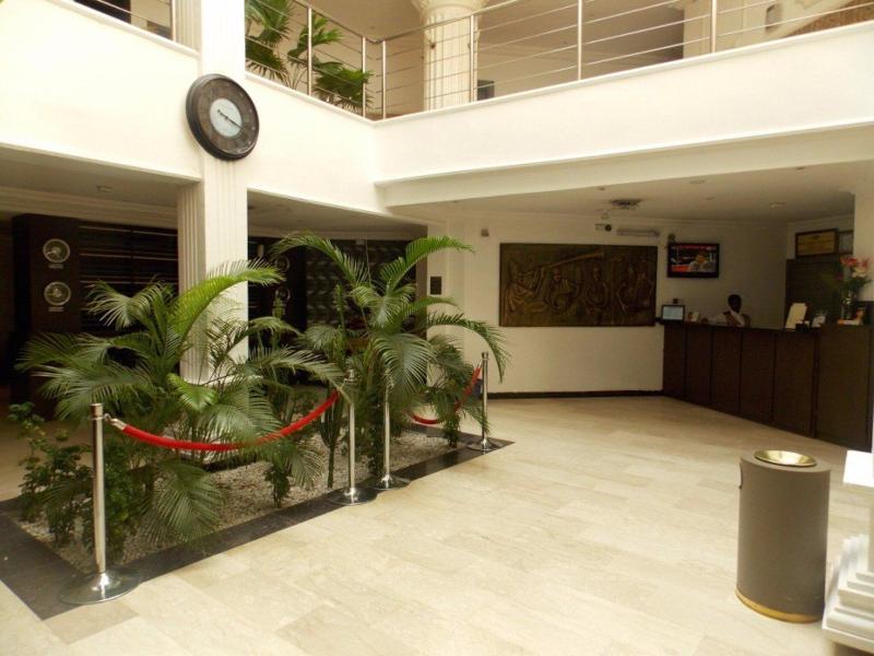 Savannah Suites Hotel image