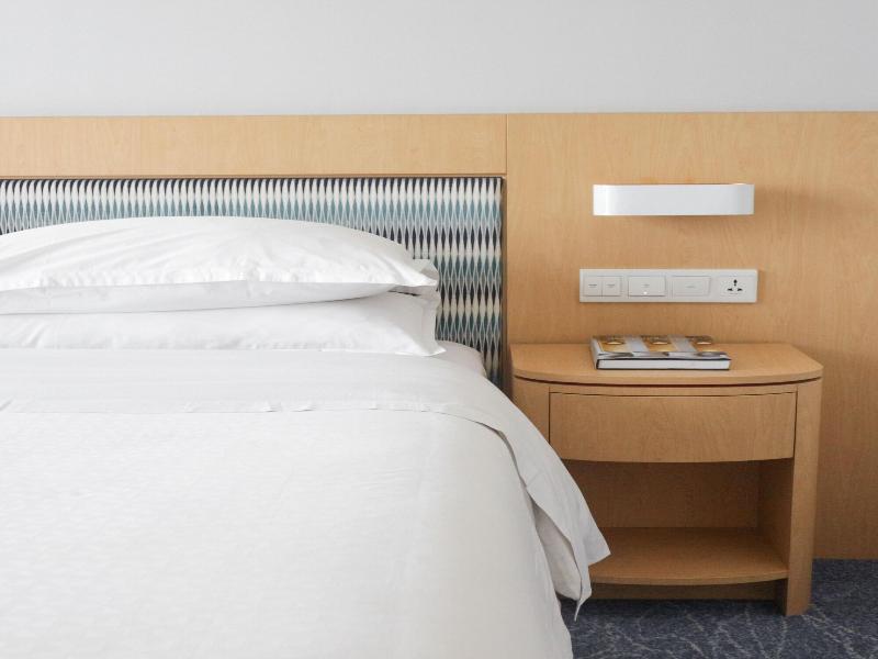 Four Points by Sheraton Surabaya image
