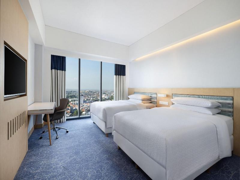 Four Points by Sheraton Surabaya image