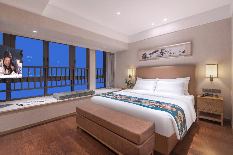 Bed room
