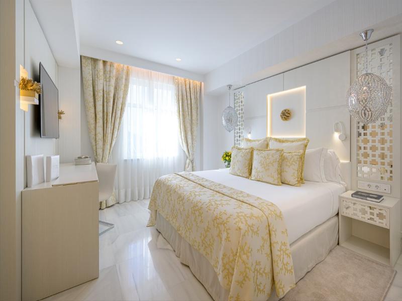 Gran Hotel Miramar image