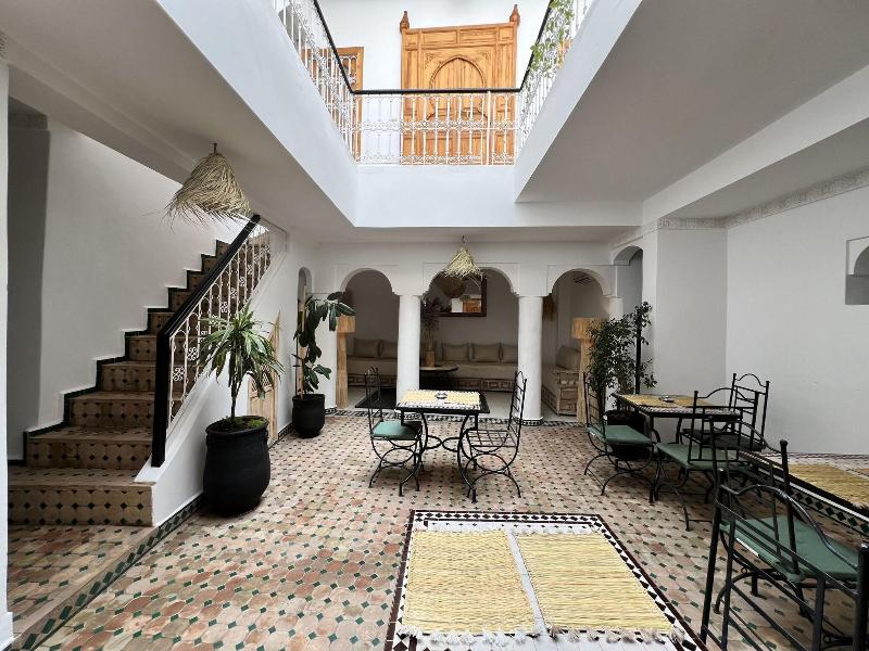 Riad Sarah et Sabrina image