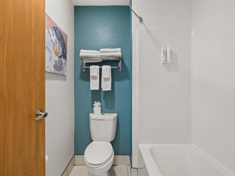 Rodeway Inn Verona WI image