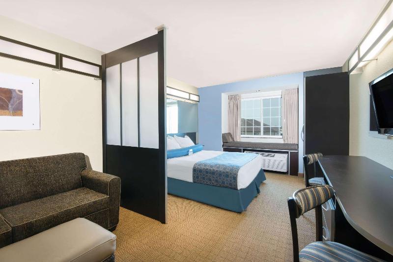 Microtel Inn & Suites By Wyndham Stanley image