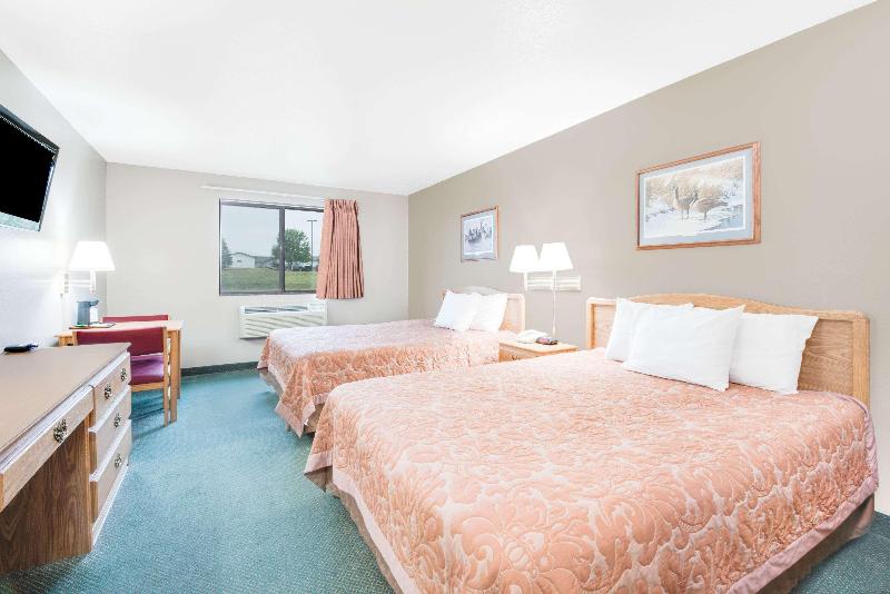 Super 8 By Wyndham Sisseton image
