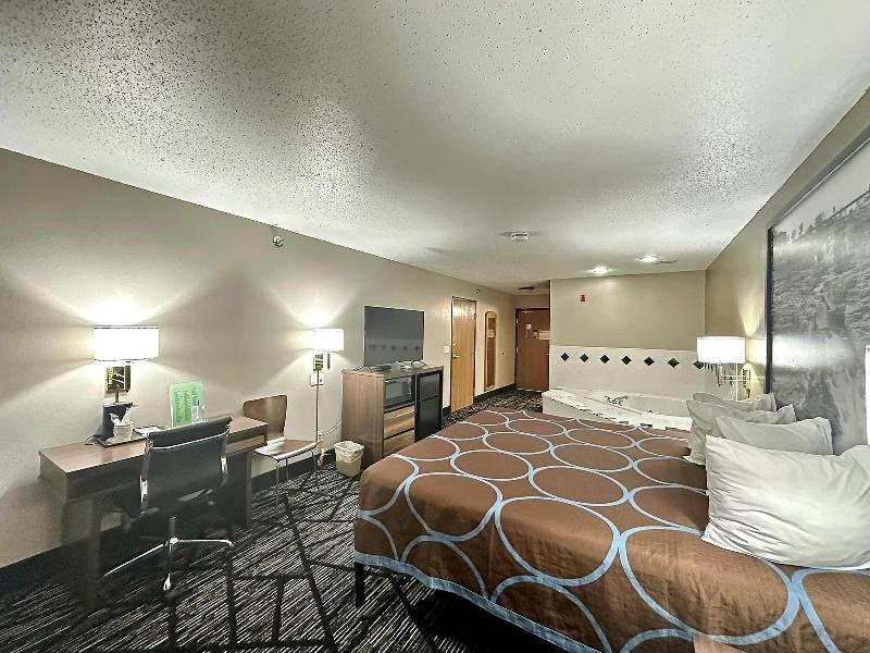 Super 8 By Wyndham Sisseton image