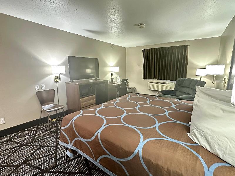 Super 8 By Wyndham Sisseton image