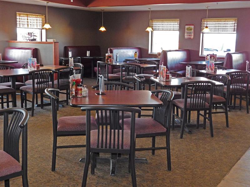 Days Inn by Wyndham Fargo/Casselton image 3
