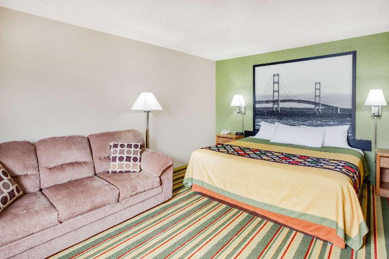Super 8 by Wyndham Grayling image
