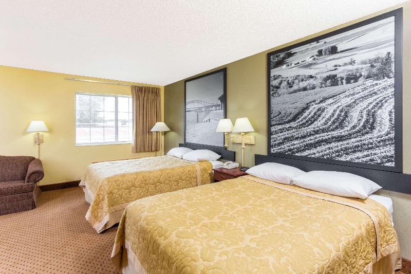Super 8 By Wyndham Osage image