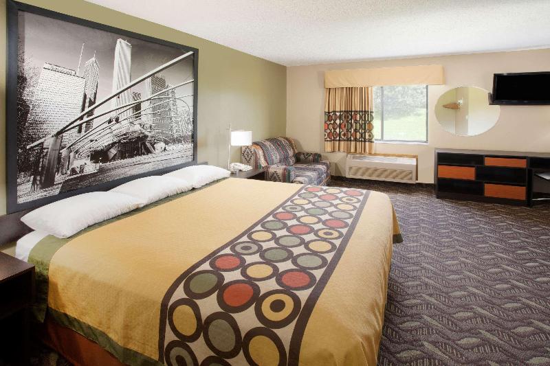 Super 8 by Wyndham Dwight image