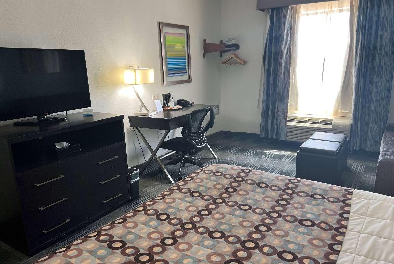 Days Inn By Wyndham Alva image