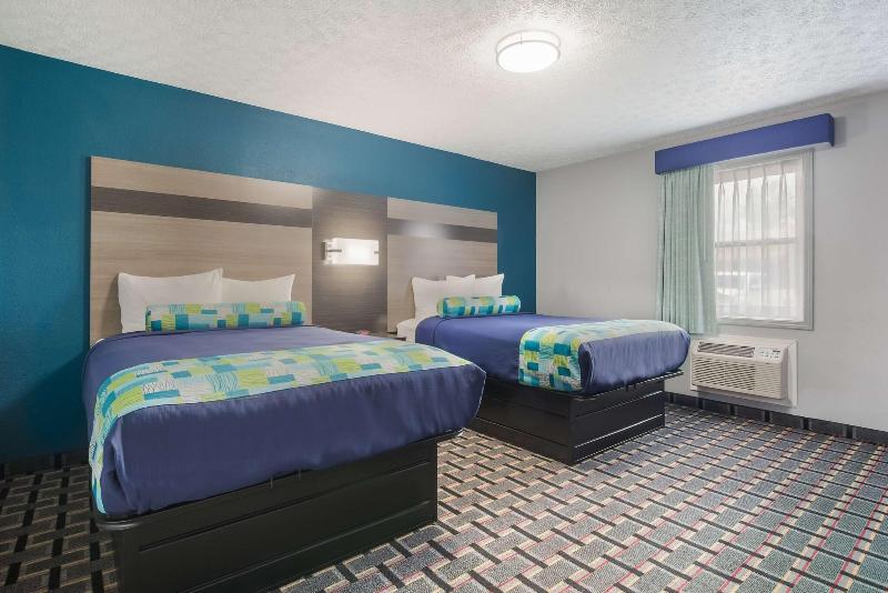 Knights Inn & Suites Salem image
