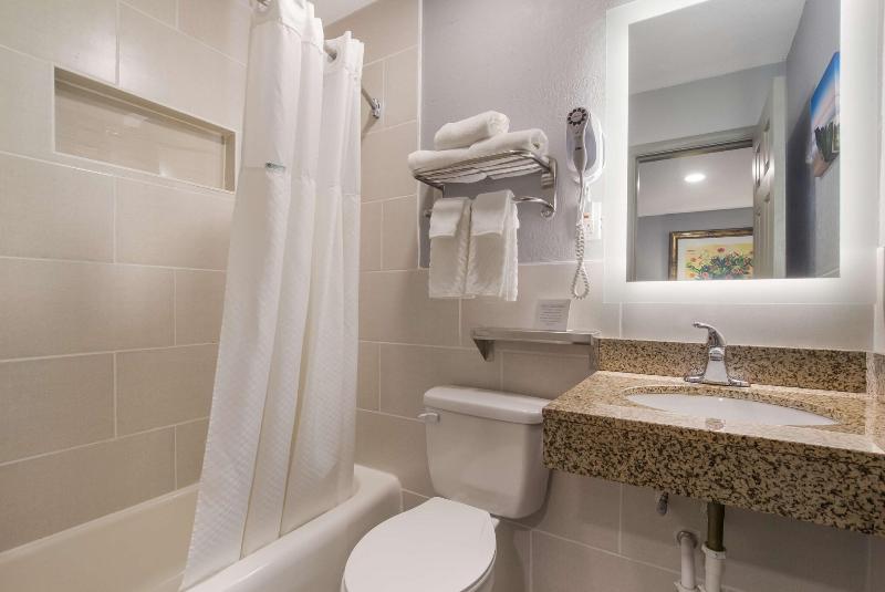 Knights Inn & Suites Salem image