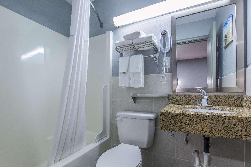 Knights Inn & Suites Salem image