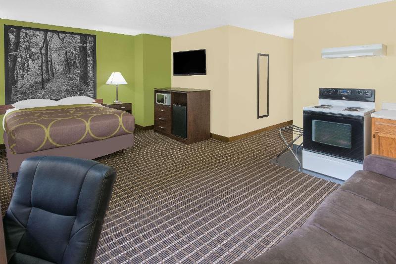 Super 8 By Wyndham Webster City Ia image