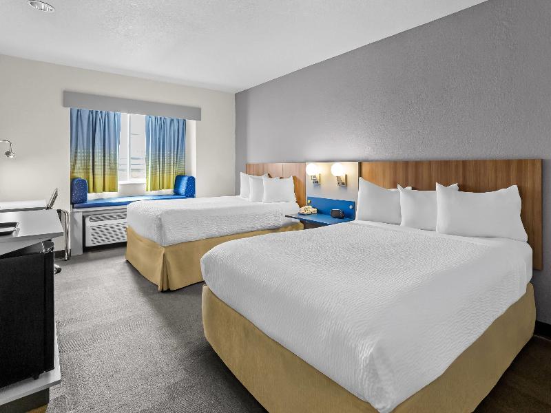 Microtel Inn & Suites By Wyndham Sainte Genevieve image