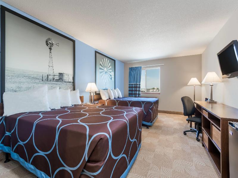 Super 8 by Wyndham Beloit KS image