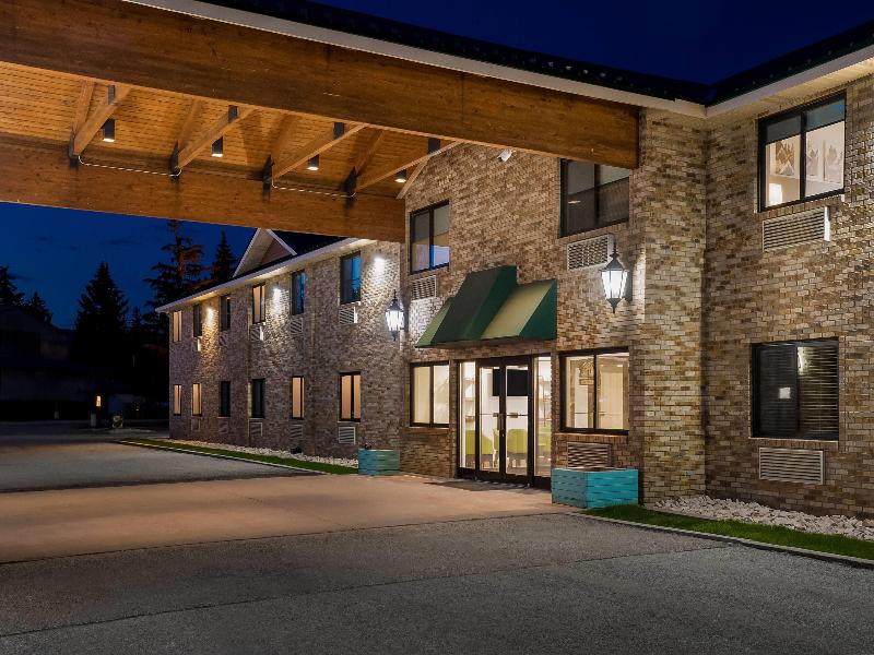 Super 8 by Wyndham Montpelier — general view