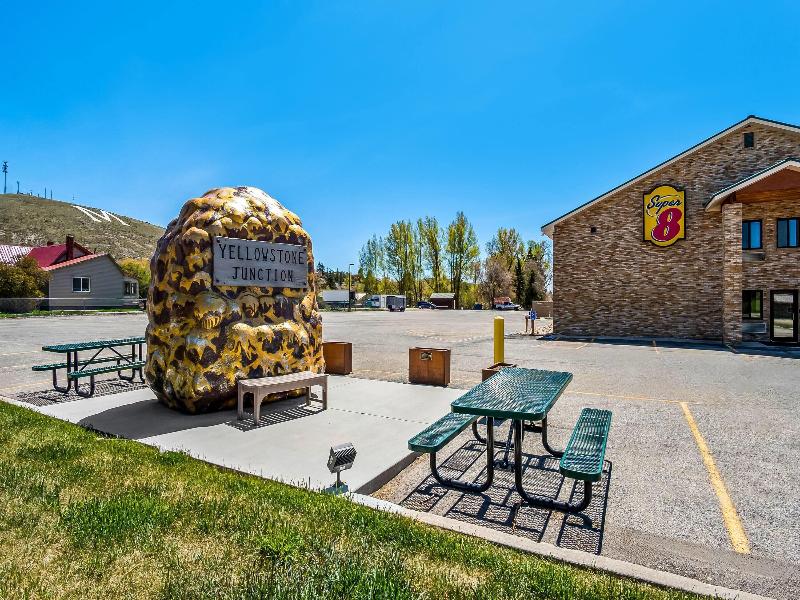 Super 8 by Wyndham Montpelier