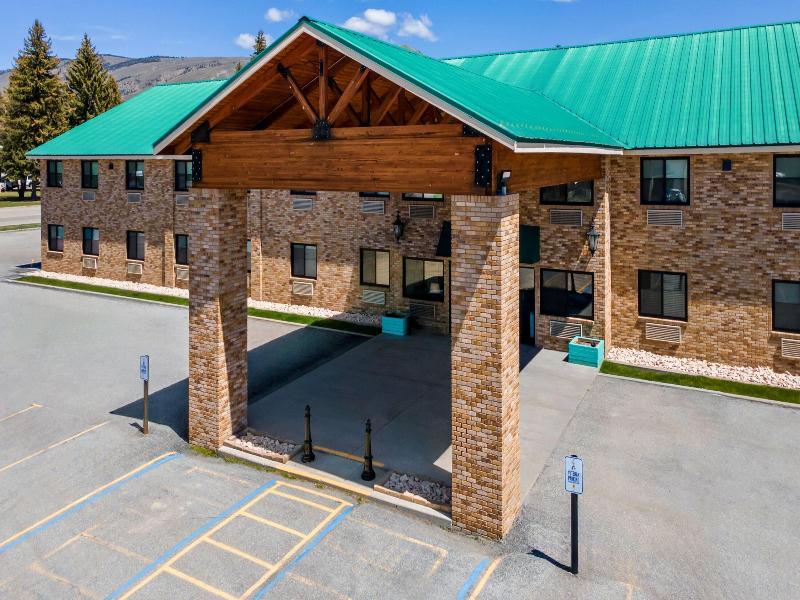 Super 8 by Wyndham Montpelier