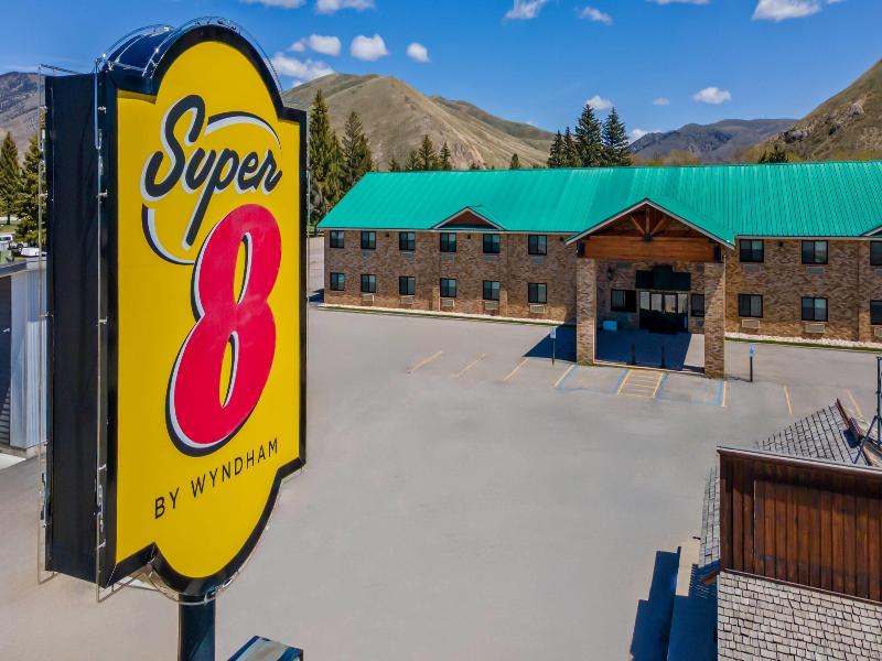 Super 8 by Wyndham Montpelier