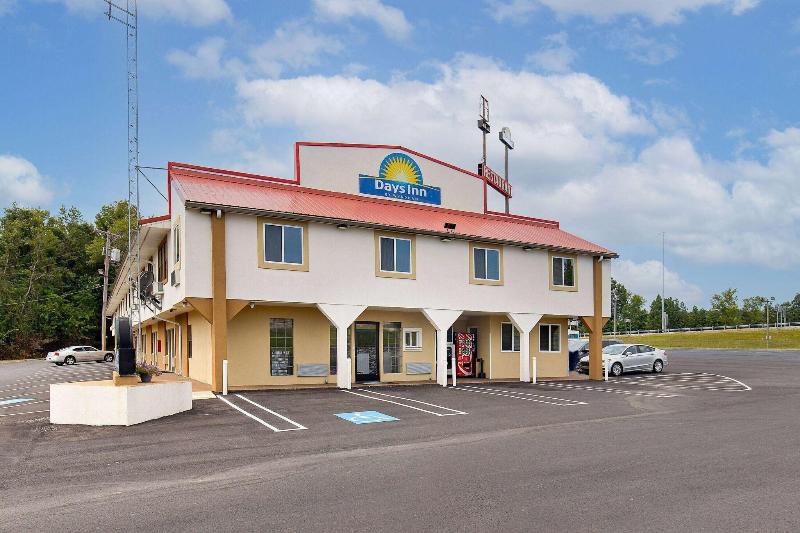 Days Inn by Wyndham Holladay image