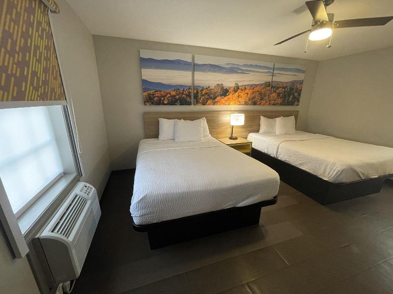 Days Inn by Wyndham Holladay image