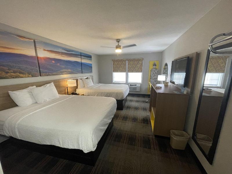 Days Inn by Wyndham Holladay image